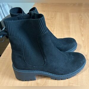 New boots No Boundaries black woman size 11 shoes memory foam knit chelsea
